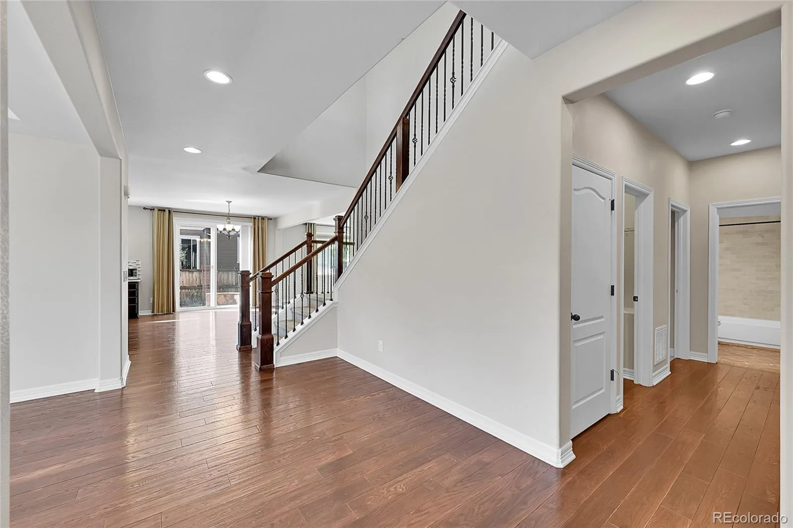 12762 Fisher Street Englewood CO 80112 MLS #REC7090026 06092026154812 1600 4