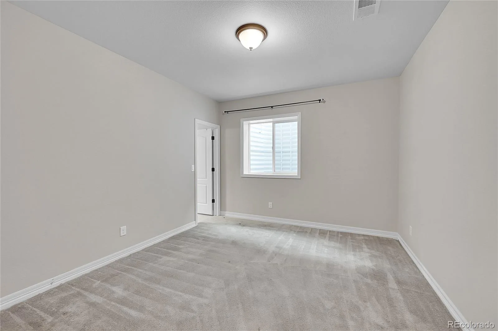 12762 Fisher Street Englewood CO 80112 MLS #REC7090026 06092026154812 1600 40