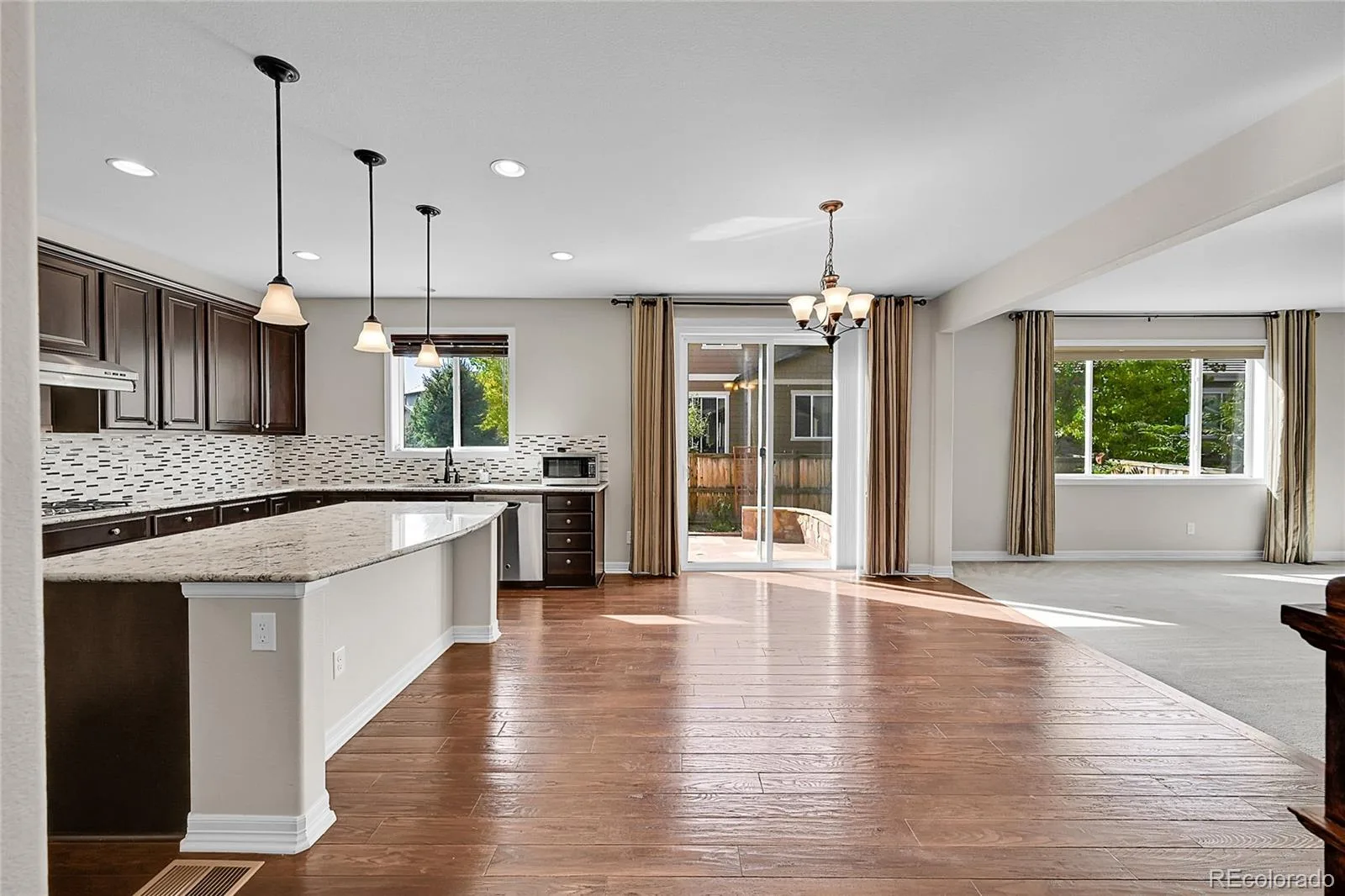 12762 Fisher Street Englewood CO 80112 MLS #REC7090026 06092026154812 1600 8