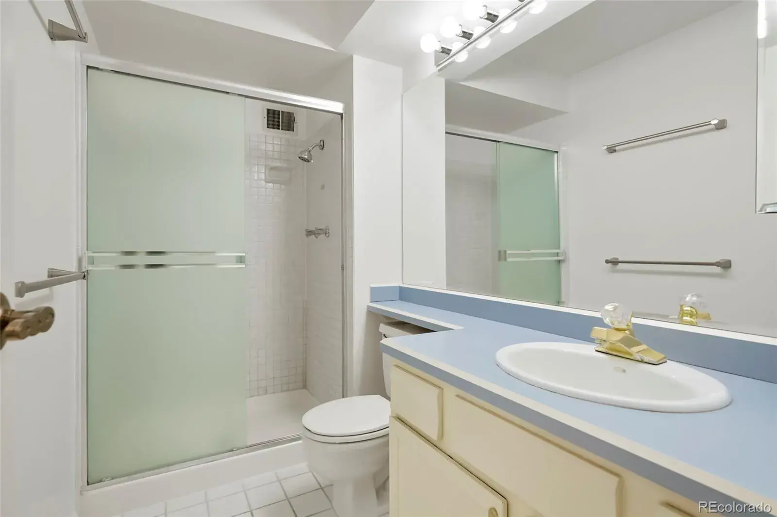 11292025182207 1600 19