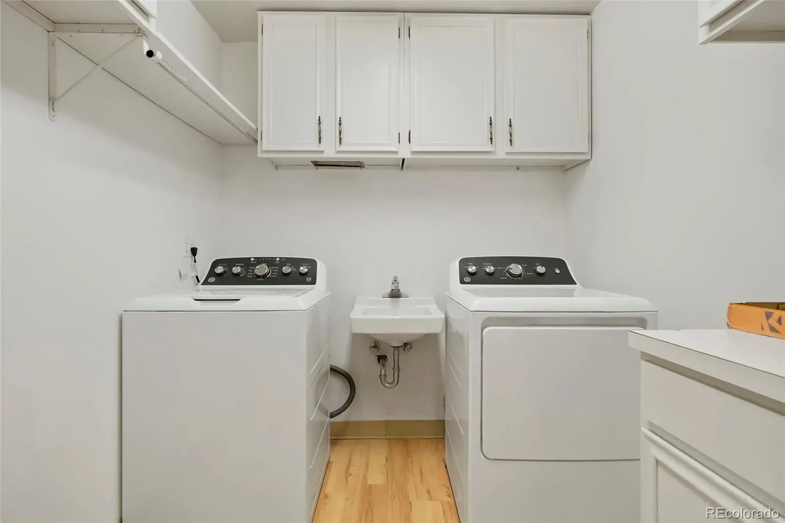 11292025182207 1600 24