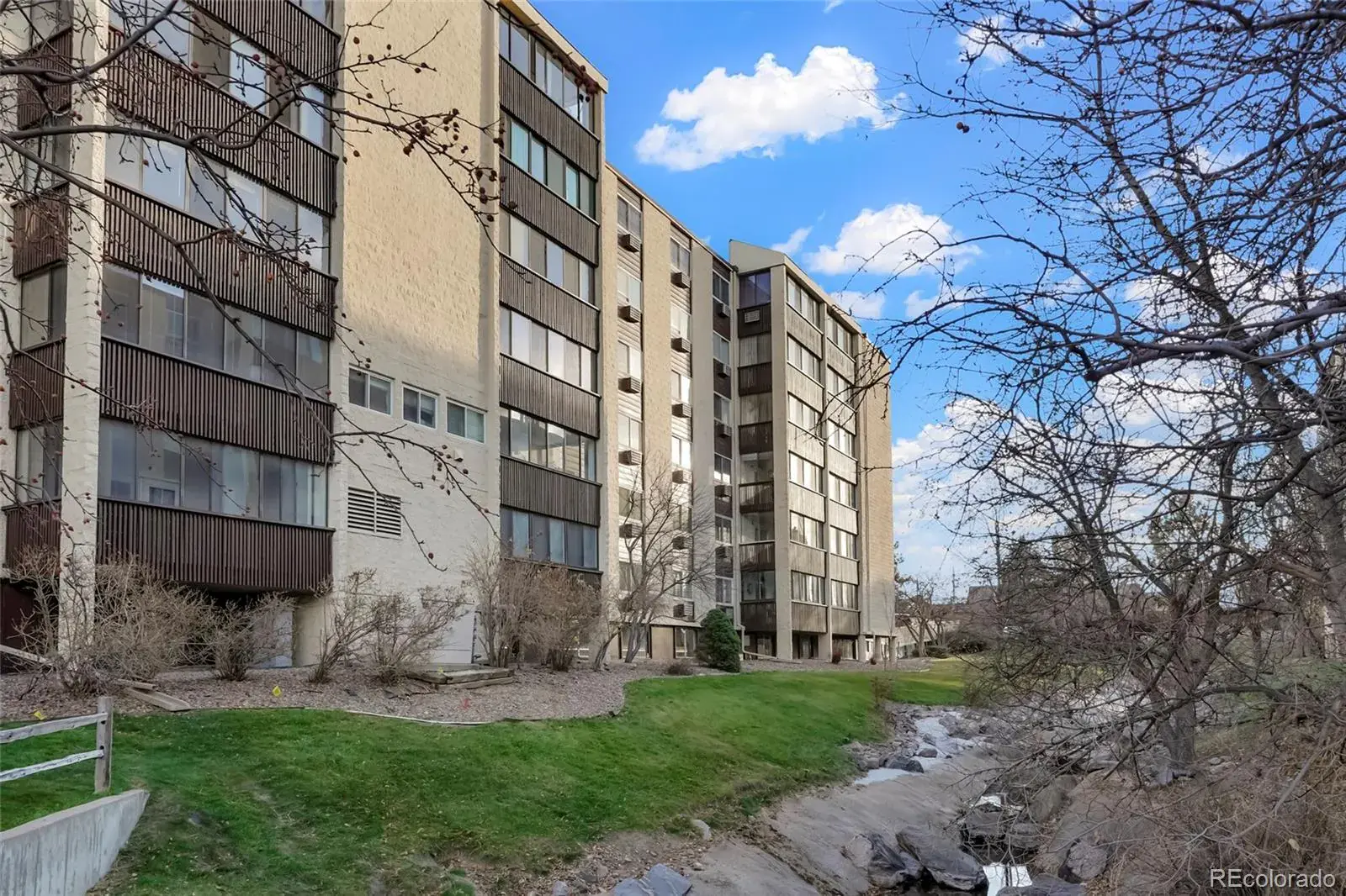 11292025182207 1600 32