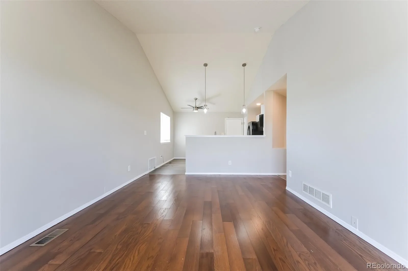 4272 S Ireland Court Aurora CO 80013 | MLS #REC7090261 08062026225544 1600 4