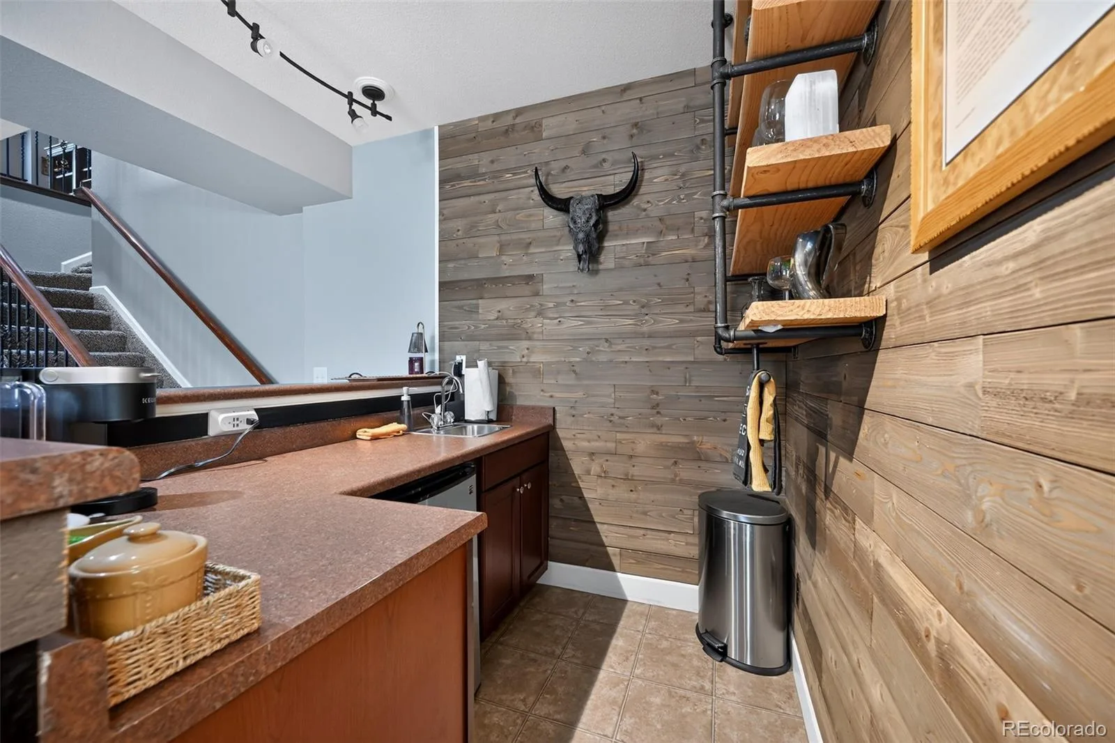 22195 E Grand Drive Aurora CO 80015 MLS #REC7091660 07022026191851 1600 31