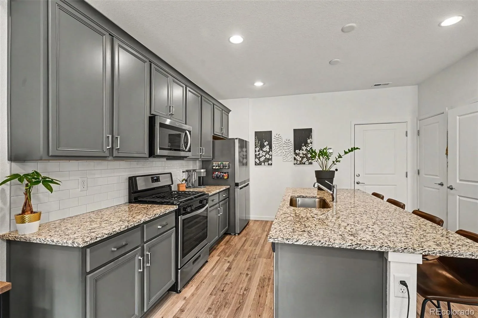 7844 Horsebrush Lane #B Littleton CO 80125 | MLS #REC7092272 08062026204629 1600 6