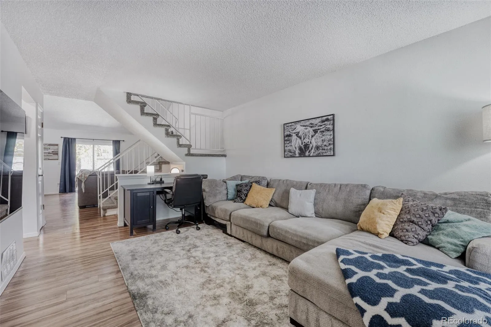 19713 E Girard Avenue Aurora CO 80013 MLS #REC7094235 05052026070411 1600 2