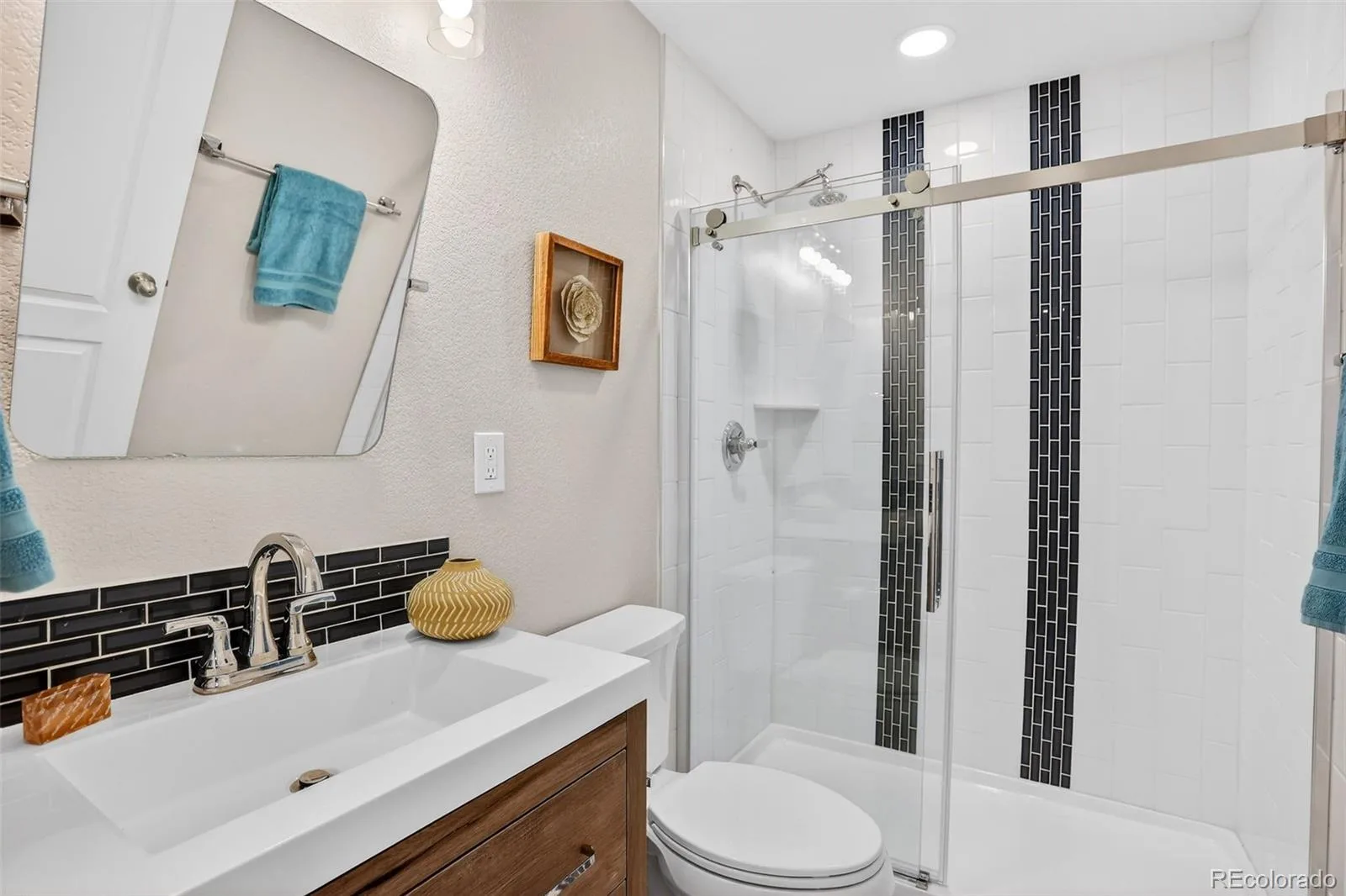 10580 E 28th Place Denver CO 80238 MLS #REC7095274 06052026032007 1600 25