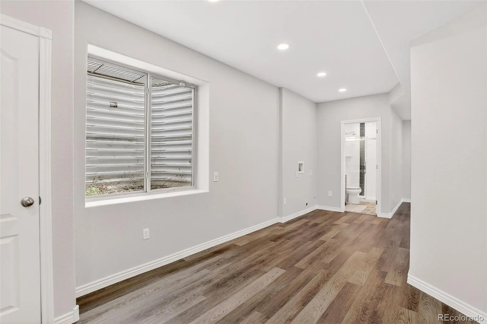 10580 E 28th Place Denver CO 80238 MLS #REC7095274 06052026032007 1600 26