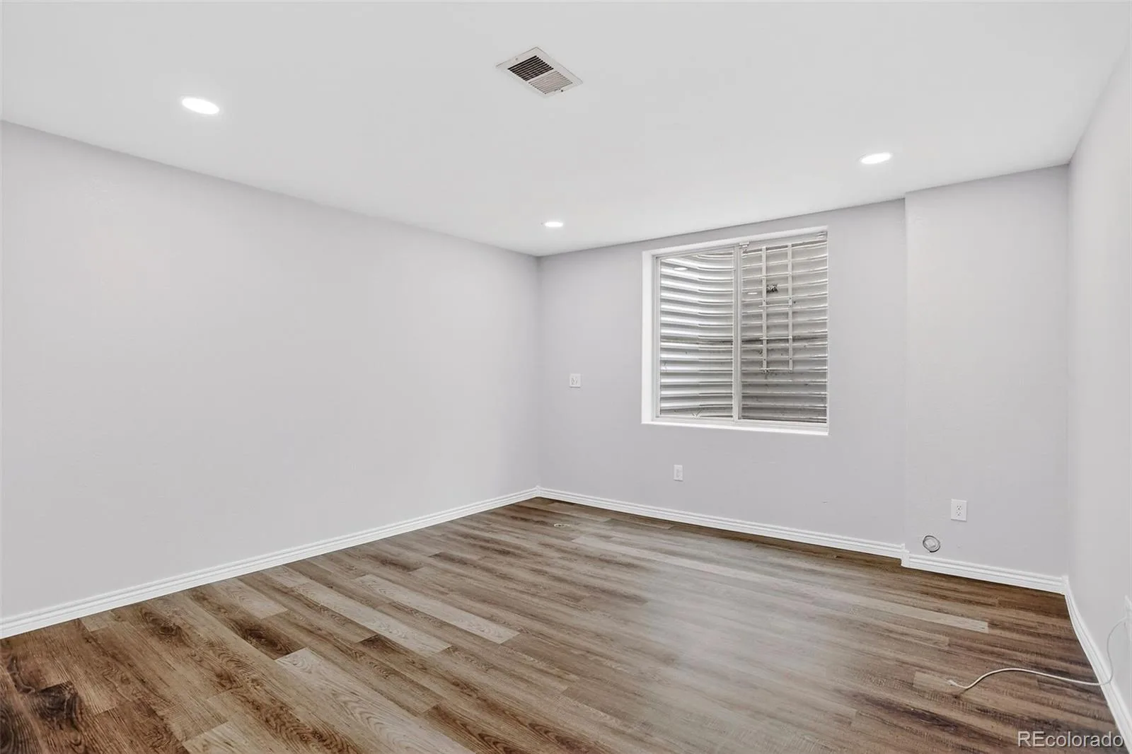 10580 E 28th Place Denver CO 80238 MLS #REC7095274 06052026032007 1600 27