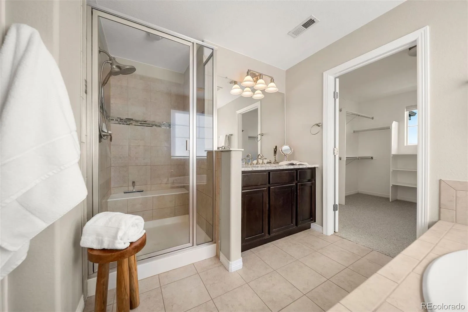 17423 W 84th Drive Arvada CO 80007 MLS #REC7095402 06182026190832 1600 21