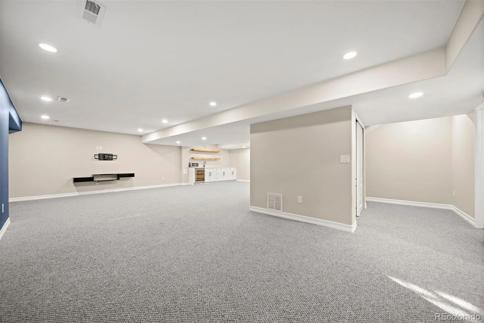 17423 W 84th Drive Arvada CO 80007 MLS #REC7095402 06182026190832 1600 33