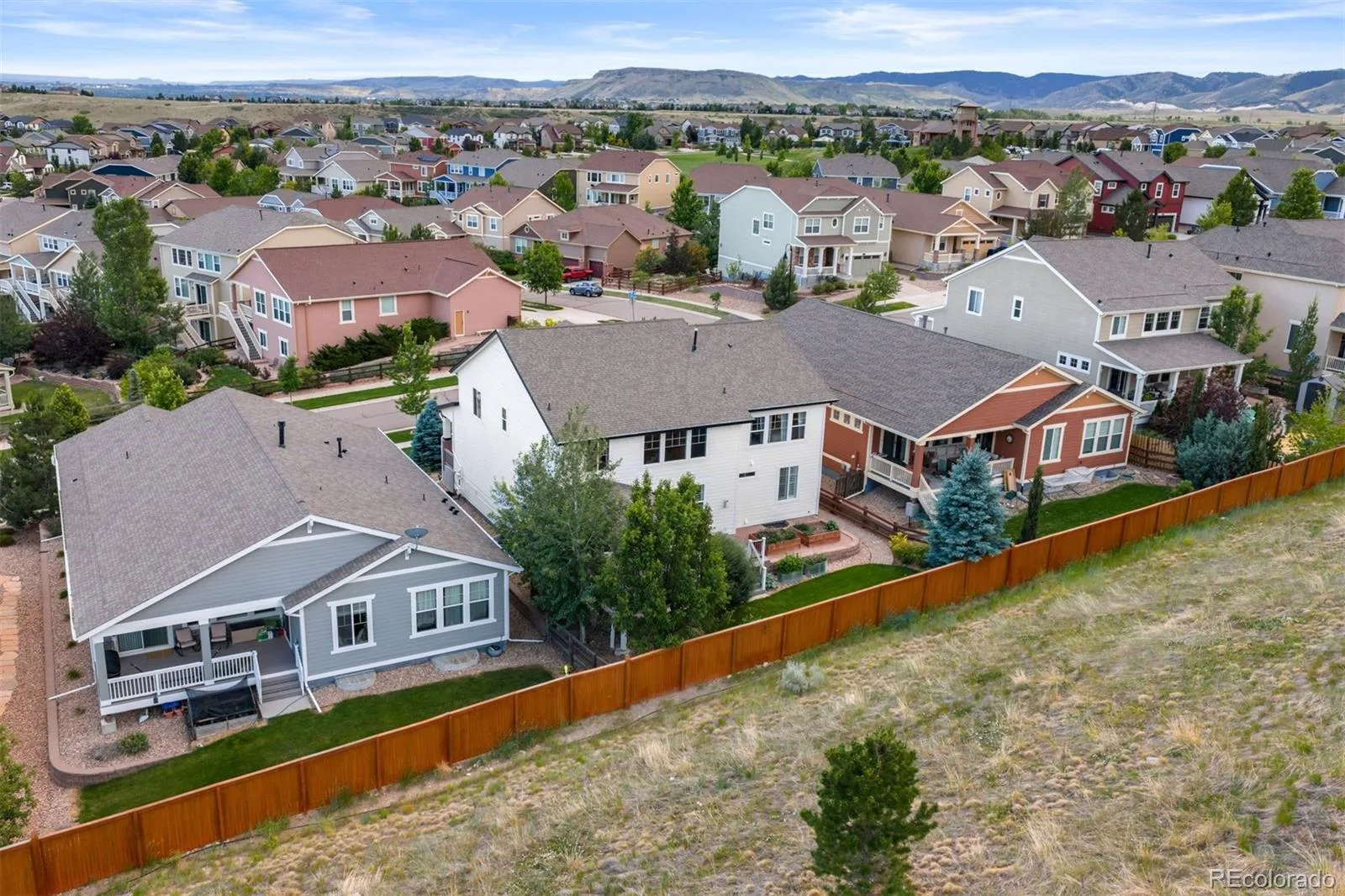 17423 W 84th Drive Arvada CO 80007 MLS #REC7095402 06182026190832 1600 47