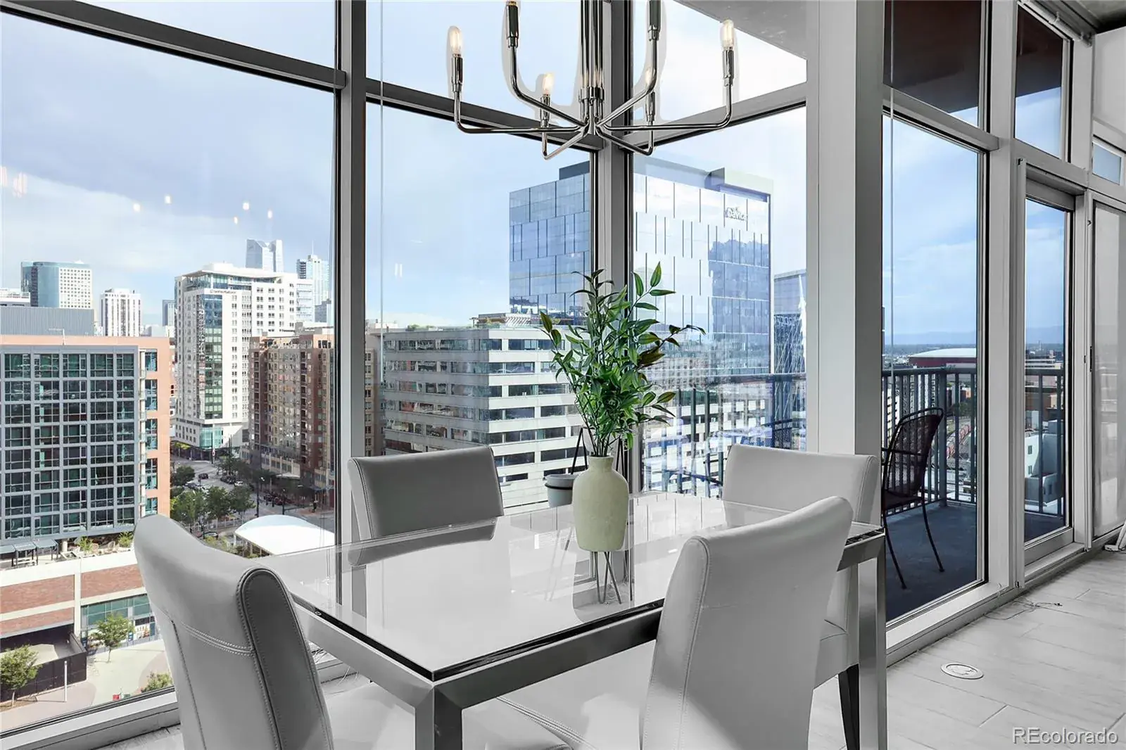 11022025005415 1600 11