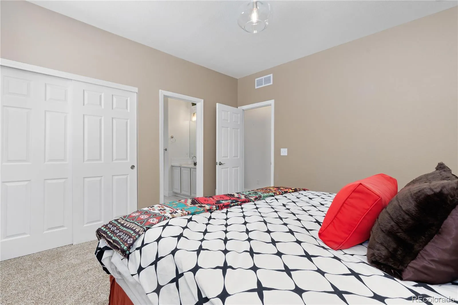 9519 Nile Way Arvada CO 80007 MLS #REC7097134 04242026023524 1600 22