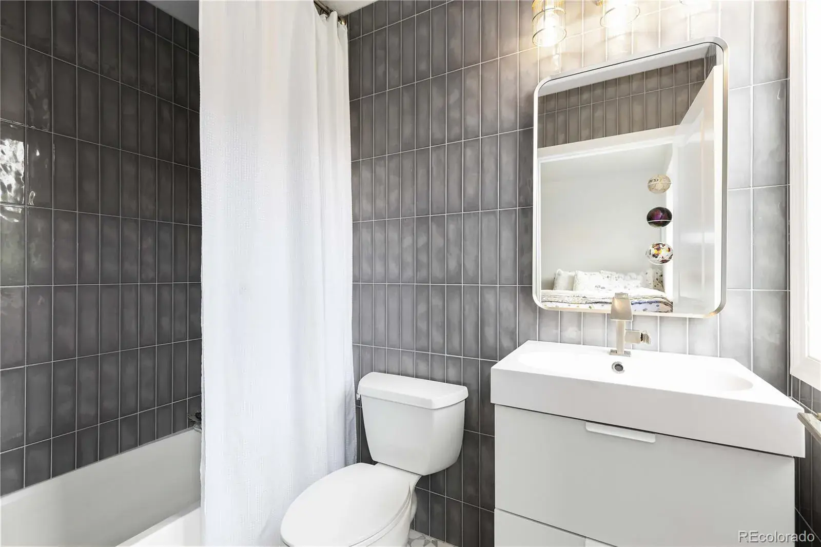 06042025044702 1600 22