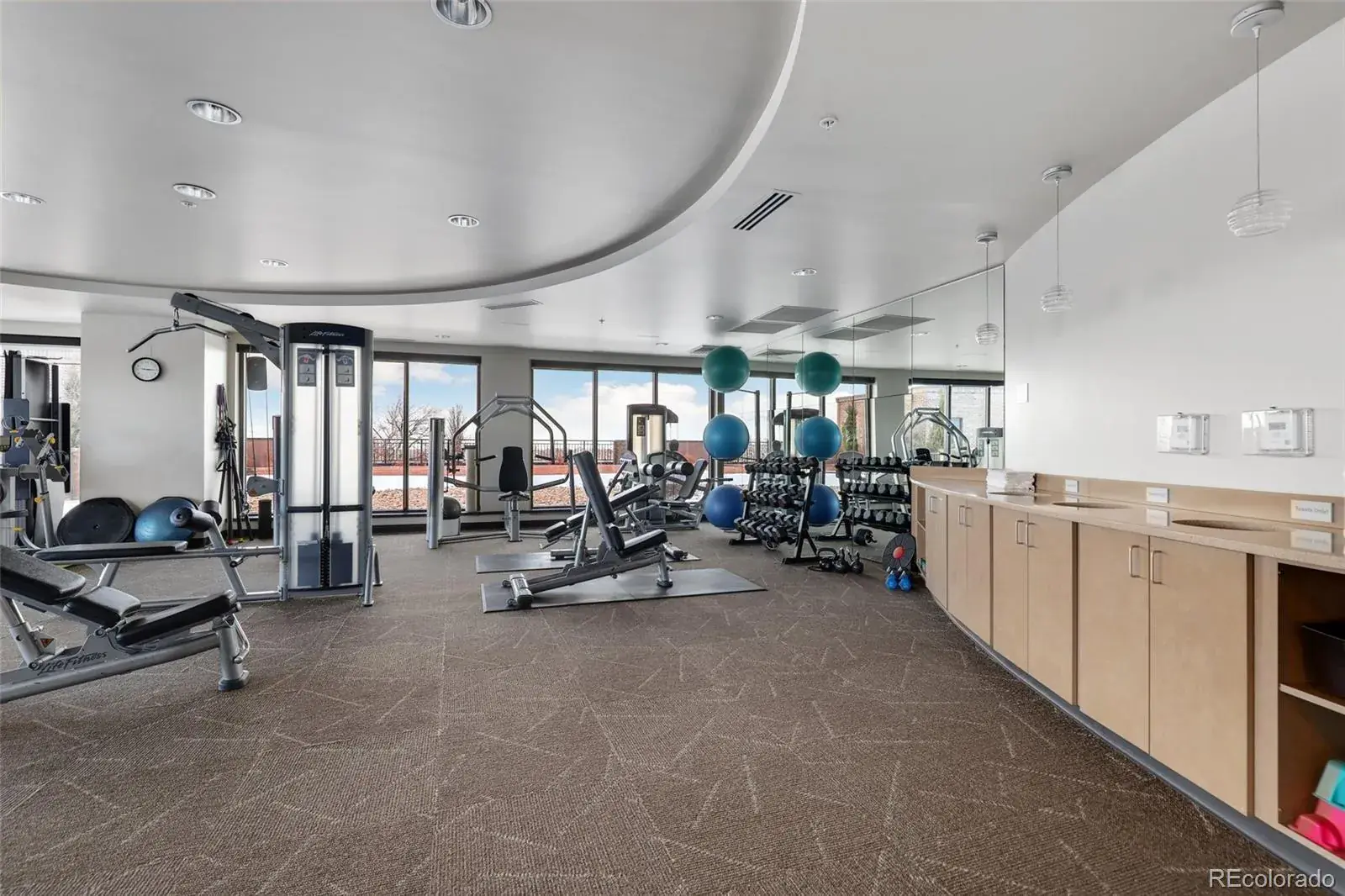 06042025044702 1600 40