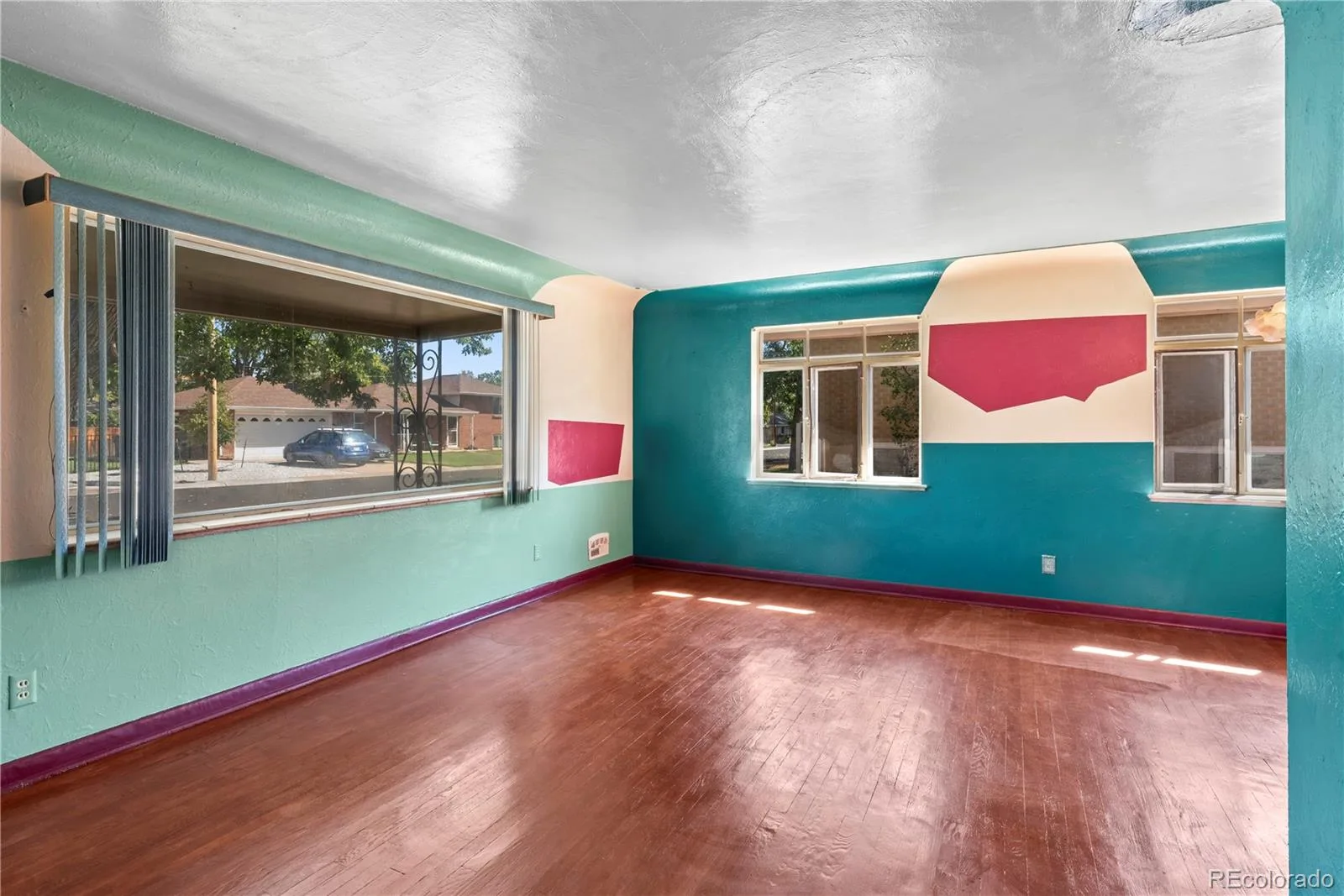 6750 W 54th Place Arvada CO 80002 | MLS #REC7097431 08282026230724 1600 4