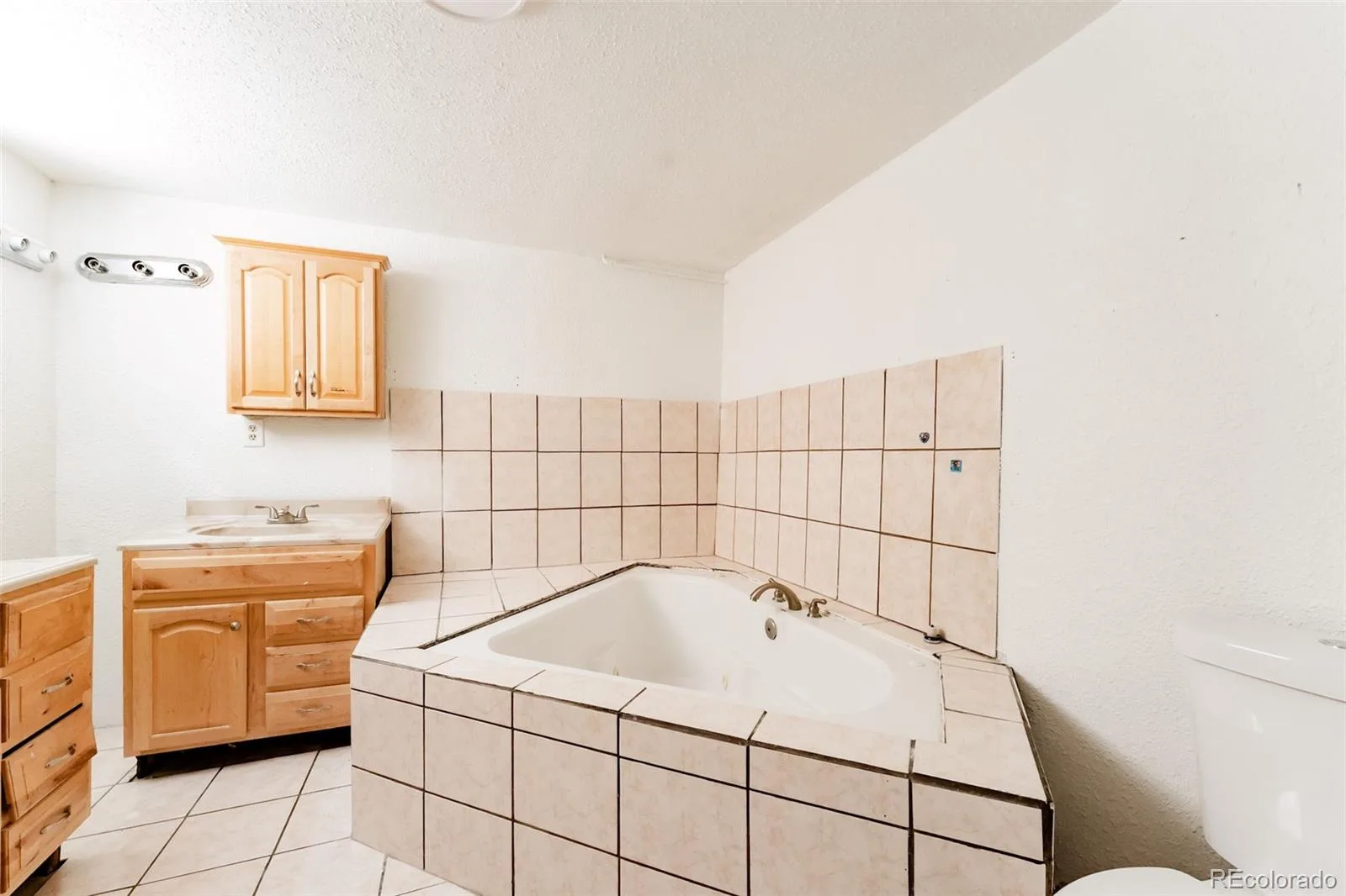 135 S Raleigh Street Denver CO 80219 | MLS #REC7098319 07282026225537 1600 33