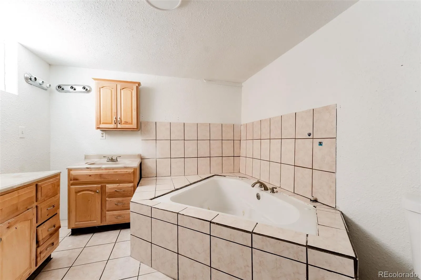 135 S Raleigh Street Denver CO 80219 | MLS #REC7098319 07282026225537 1600 34