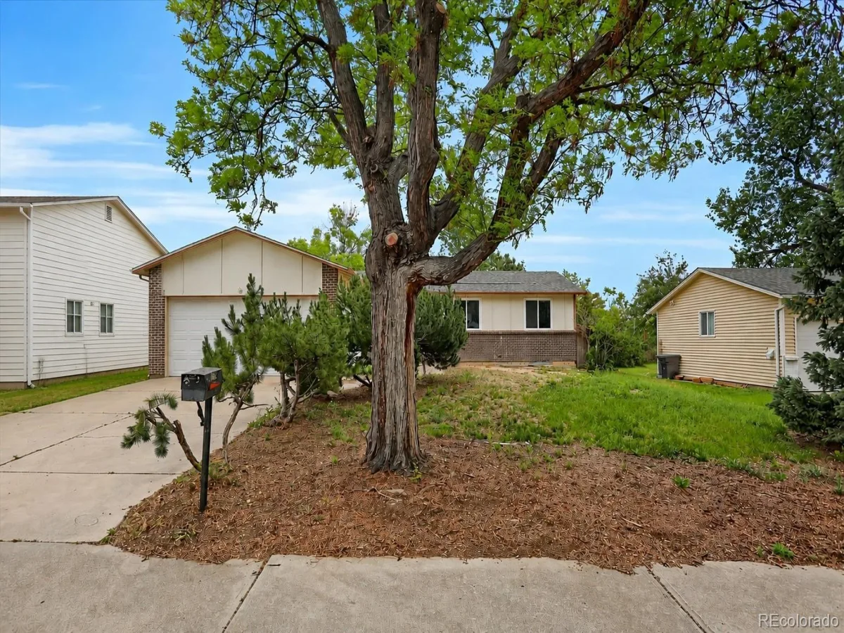 2832 S Mobile Street Aurora CO 80013 MLS #REC7100189 06012026191007 1200 0