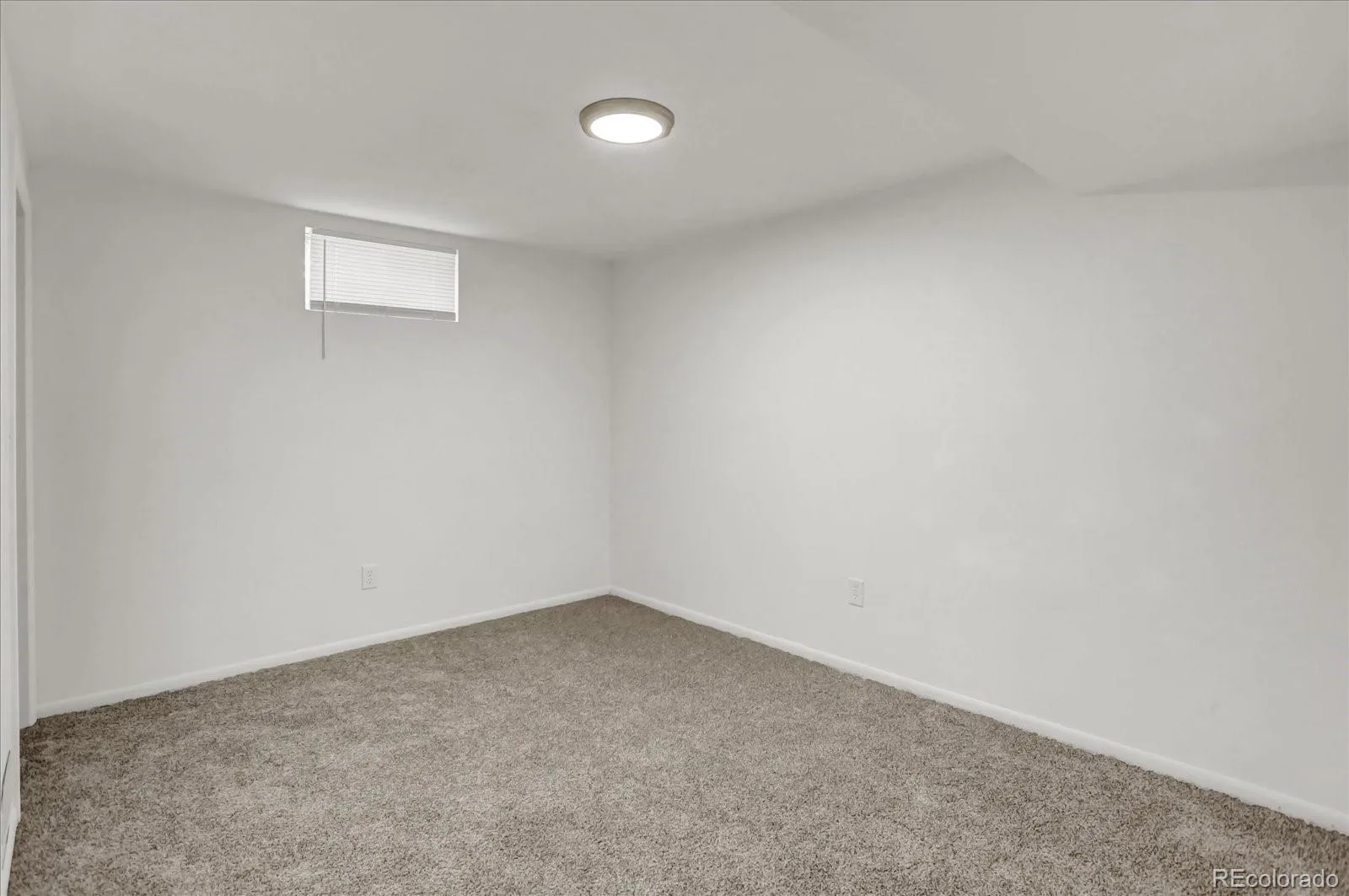 2832 S Mobile Street Aurora CO 80013 MLS #REC7100189 06012026191007 1600 20