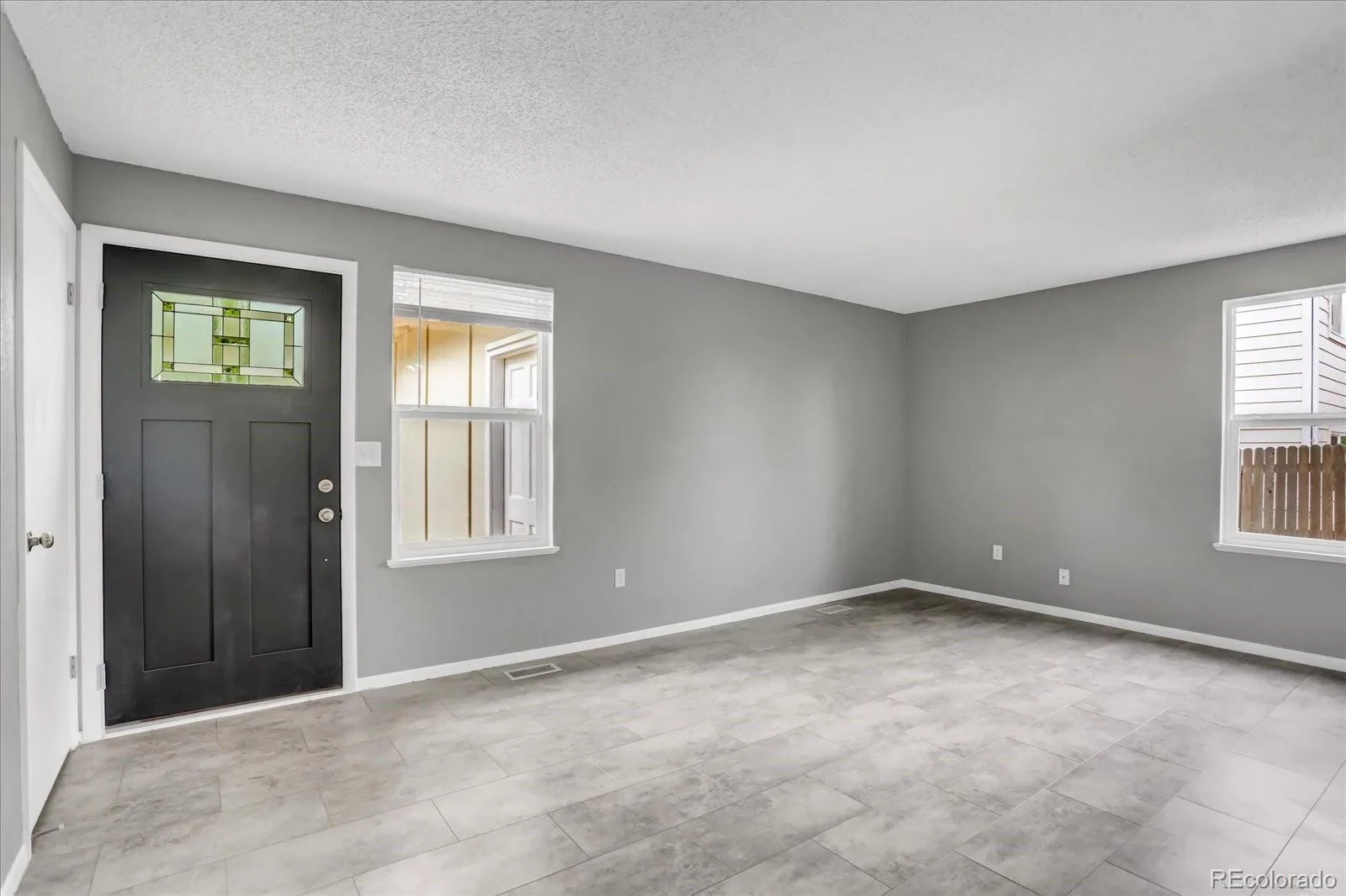 2832 S Mobile Street Aurora CO 80013 MLS #REC7100189 06012026191007 1600 4