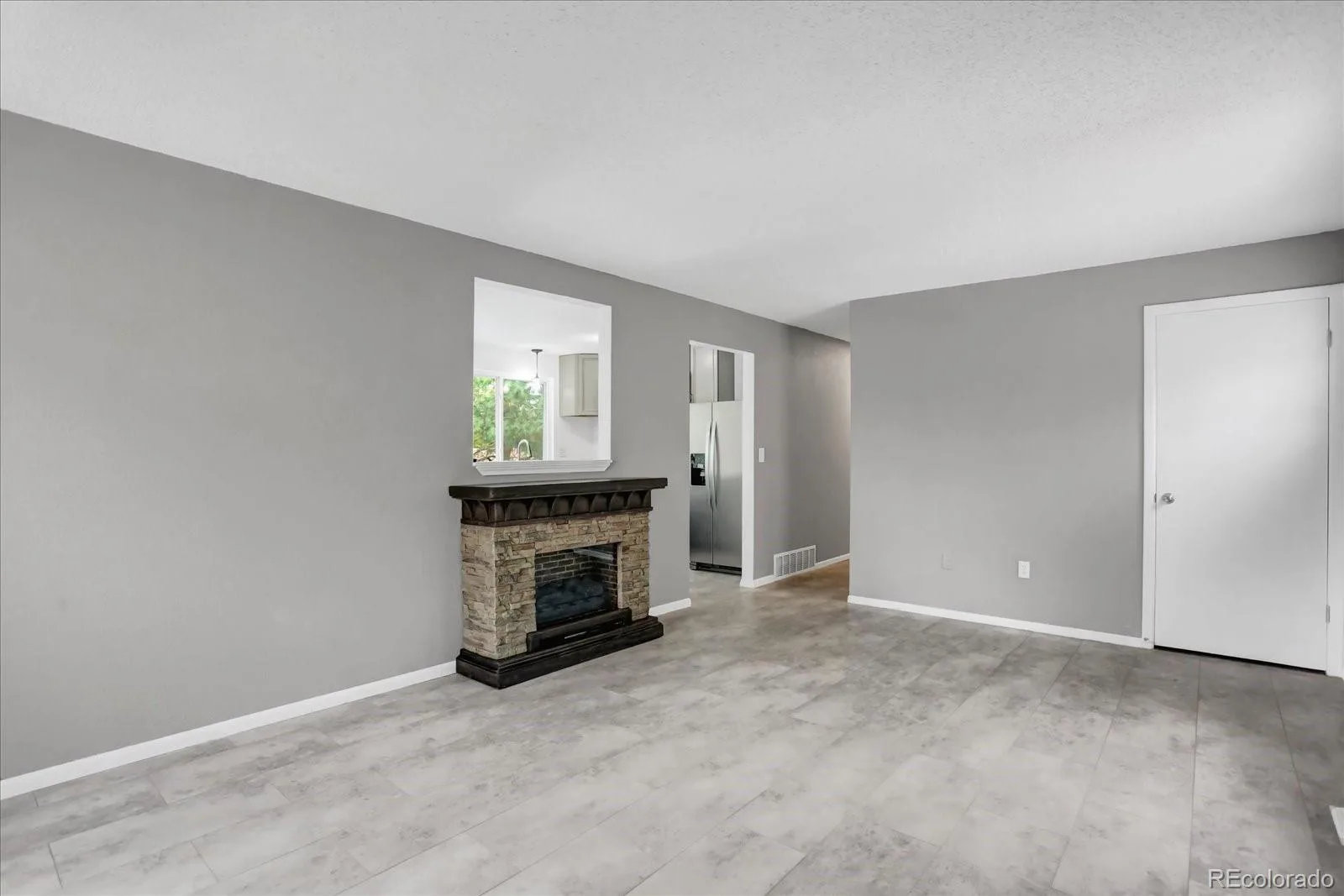 2832 S Mobile Street Aurora CO 80013 MLS #REC7100189 06012026191007 1600 6