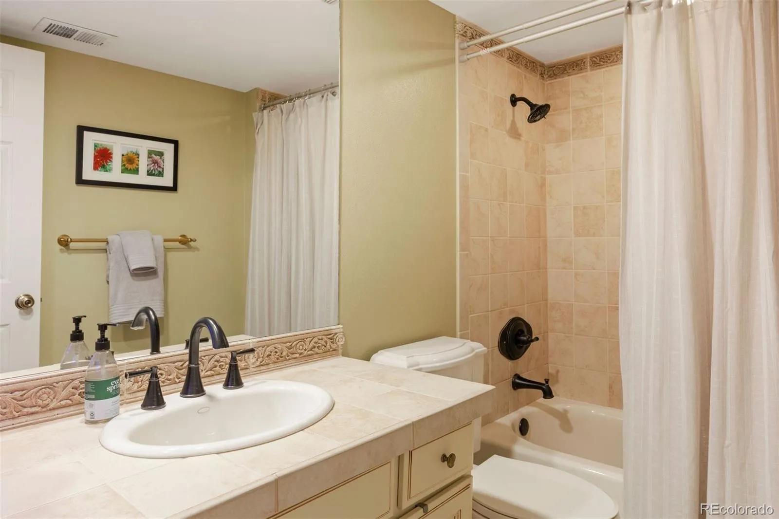 04162026224725 1600 8