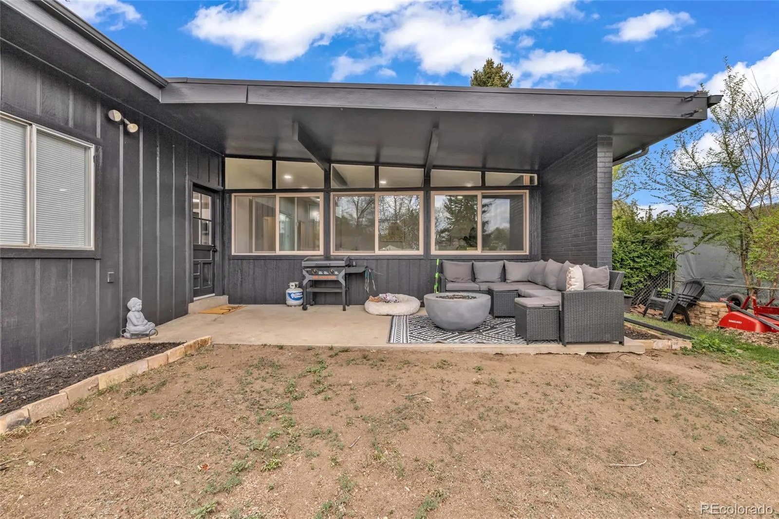 04162026143834 1600 16