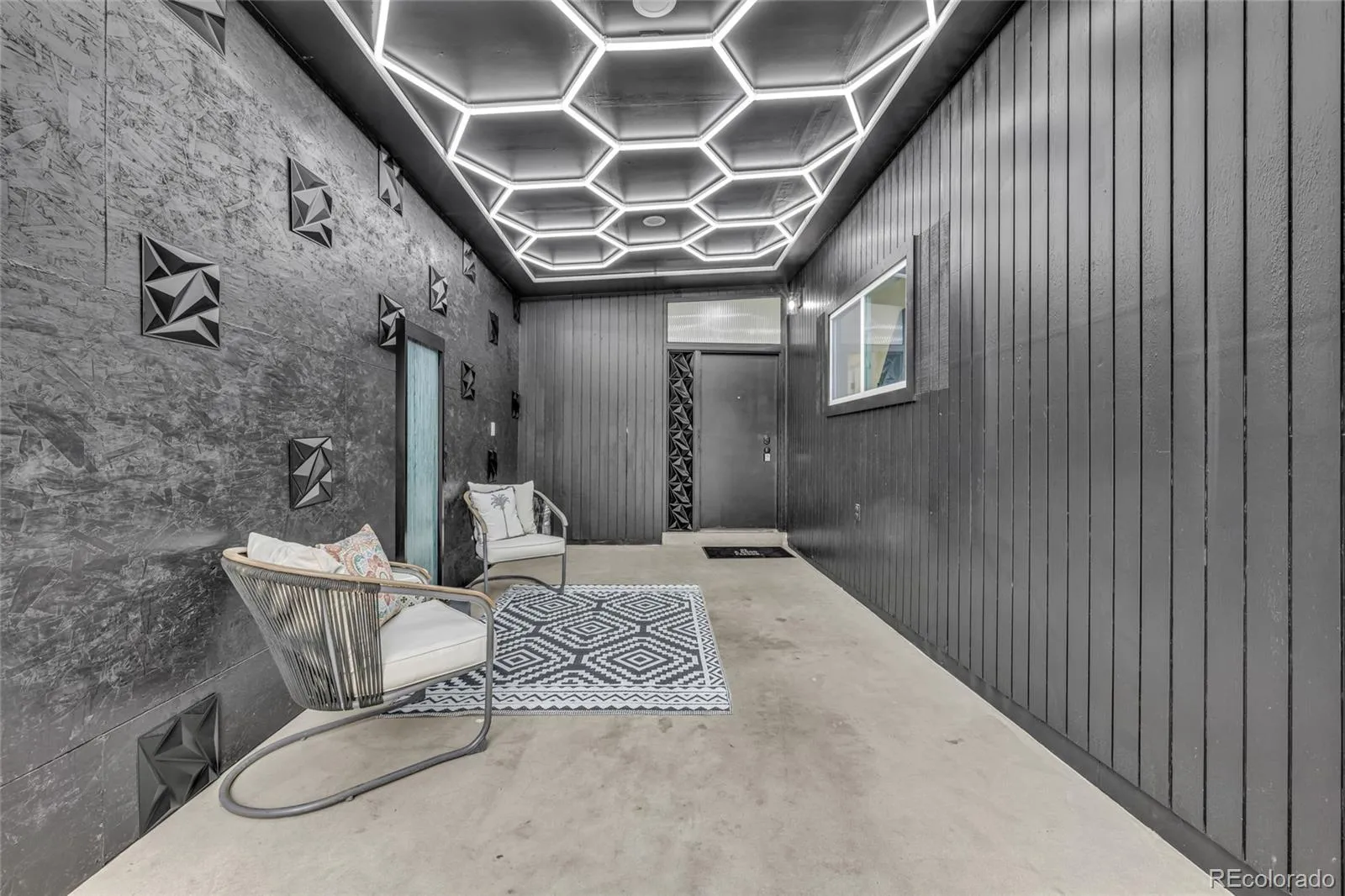 04162026143834 1600 2