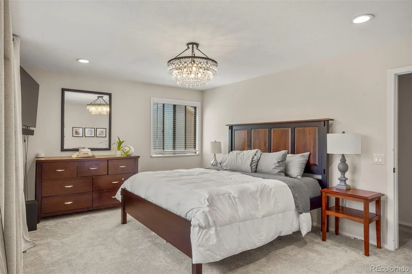5549 S Hanover Way Englewood CO 80111 | MLS #REC7104735 08192026175013 1600 20