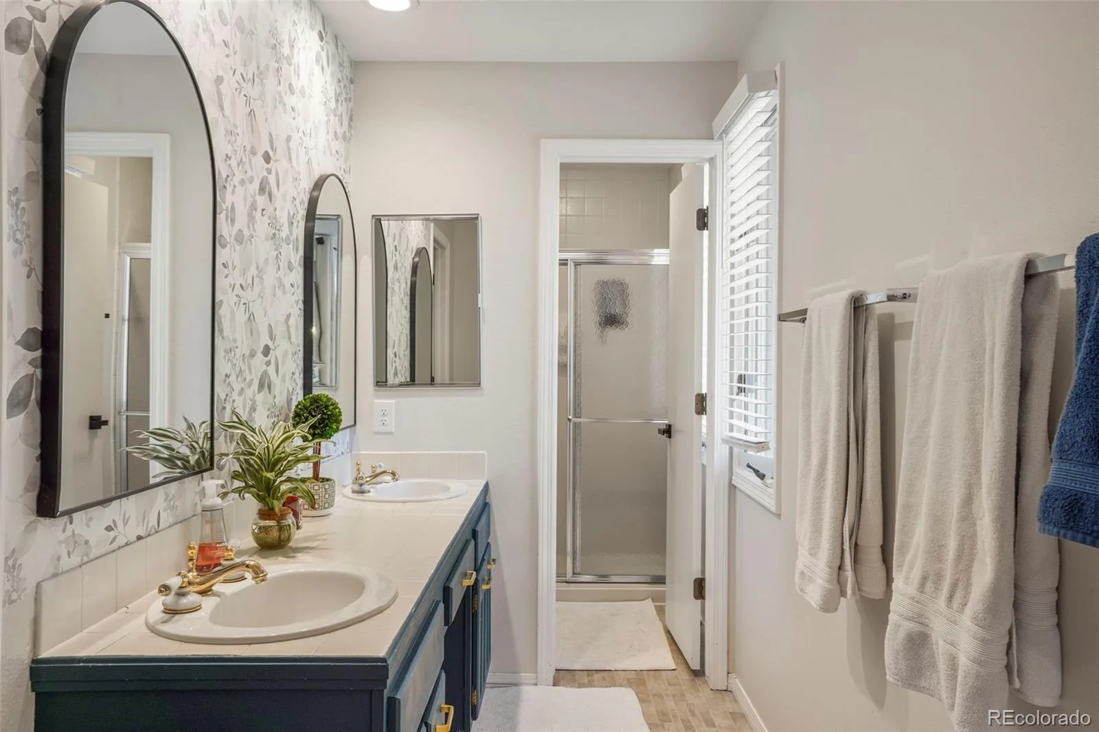 5549 S Hanover Way Englewood CO 80111 | MLS #REC7104735 08192026175013 1600 22