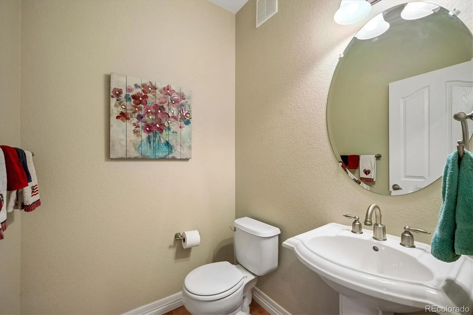 6557 S Gray Way Littleton CO 80123 | MLS #REC7105947 08052026181844 1600 21