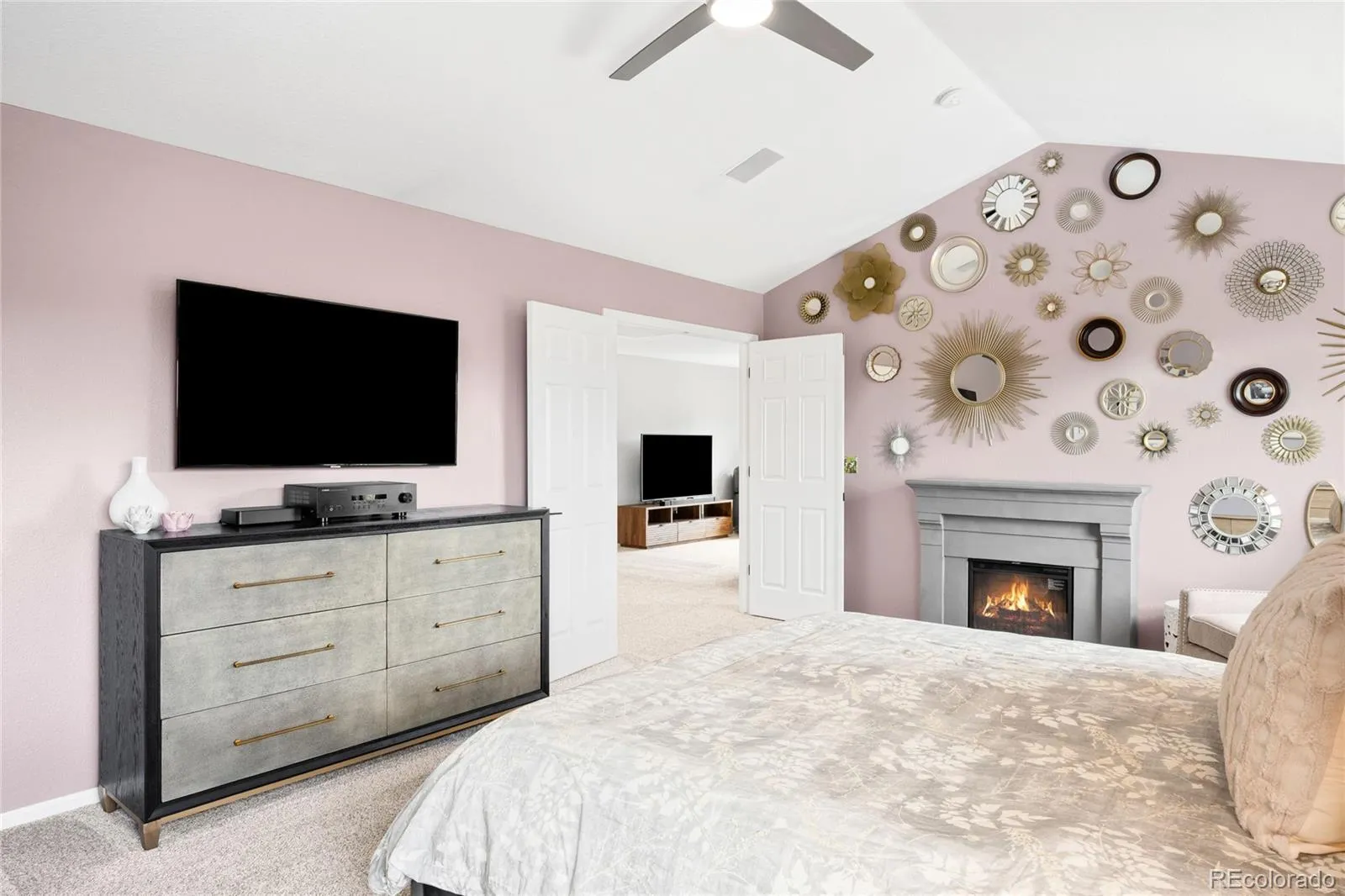 04132026003547 1600 22