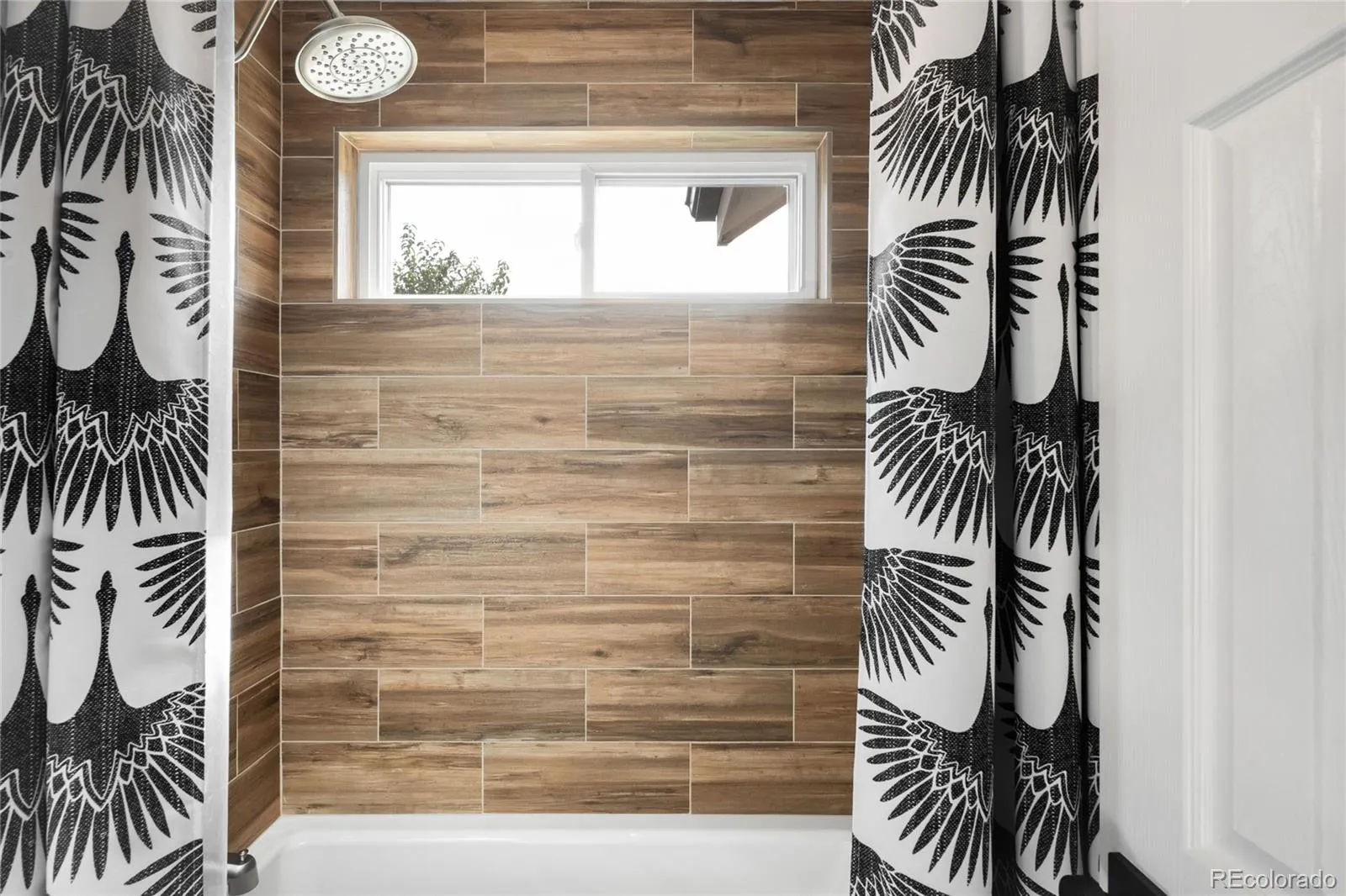 04132026003547 1600 29