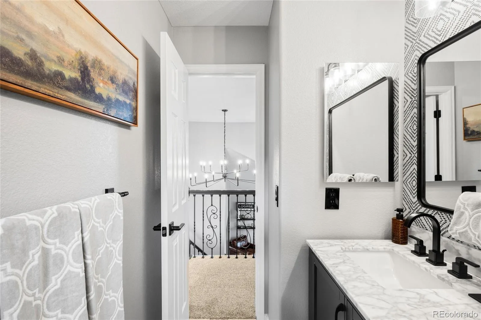 04132026003547 1600 30