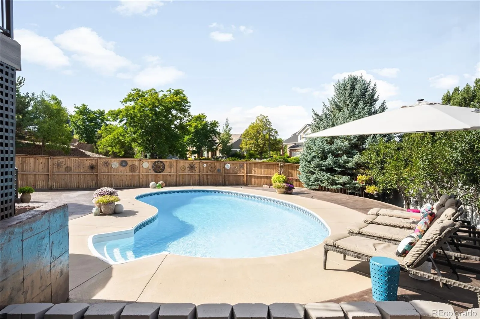 04132026003547 1600 35