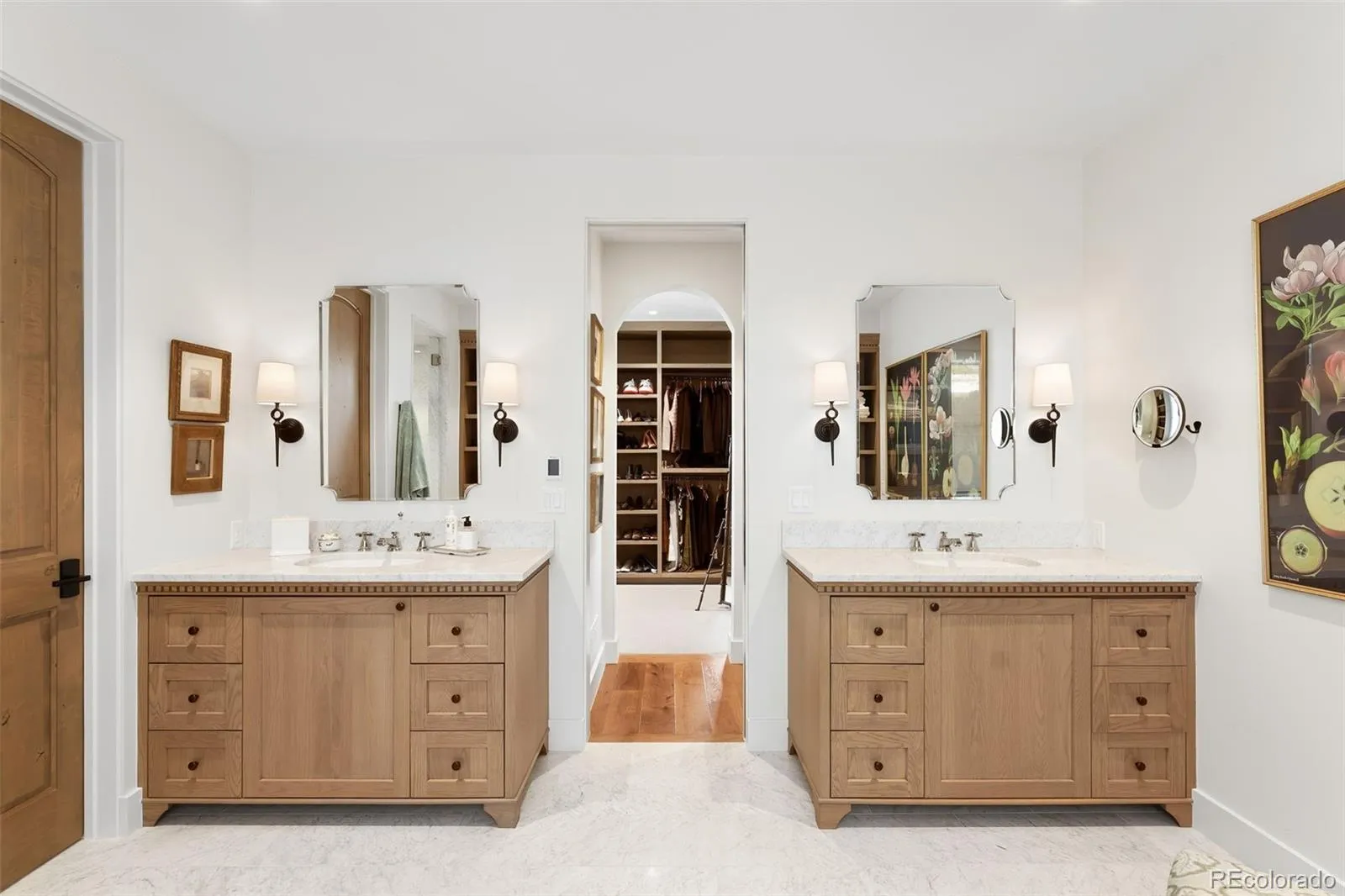 2821 E Cedar Avenue #18 Denver CO 80209 MLS #REC7107982 05022026061154 1600 22