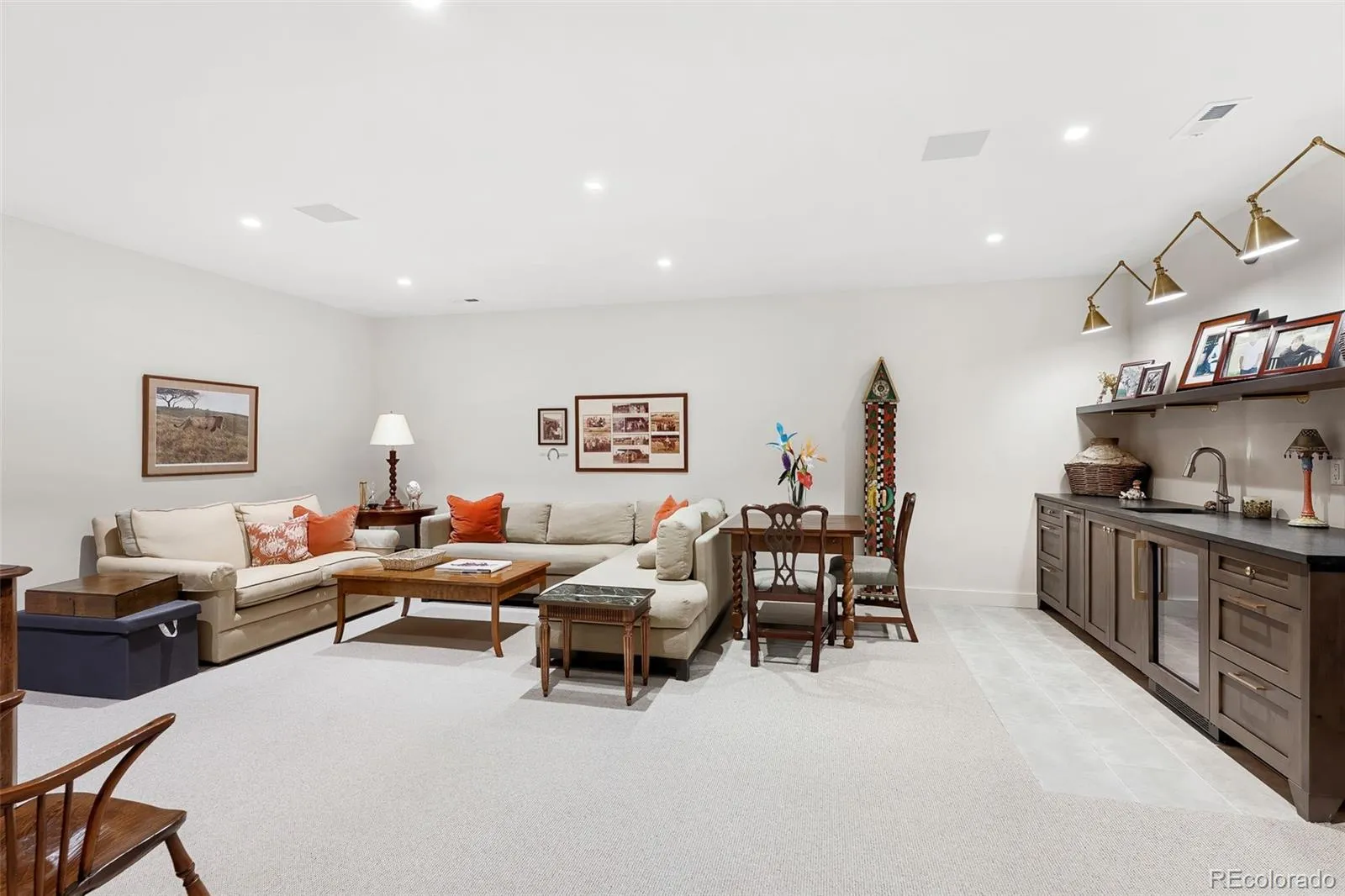 2821 E Cedar Avenue #18 Denver CO 80209 MLS #REC7107982 05022026061154 1600 33