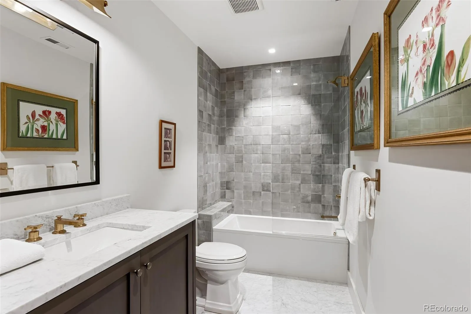2821 E Cedar Avenue #18 Denver CO 80209 MLS #REC7107982 05022026061154 1600 38