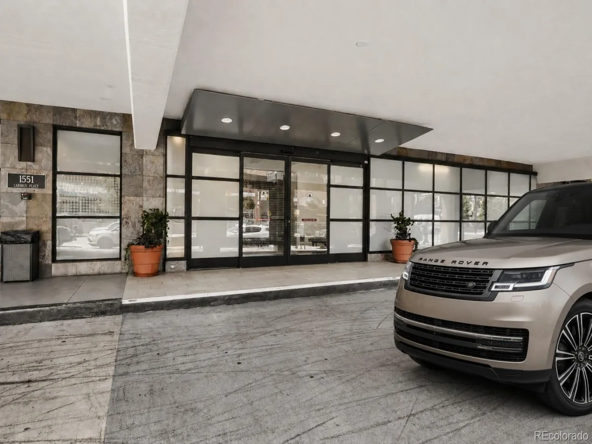 1551 Larimer Street #404 Denver CO 80202 | MLS #REC7108686 10012026165118 1200 23