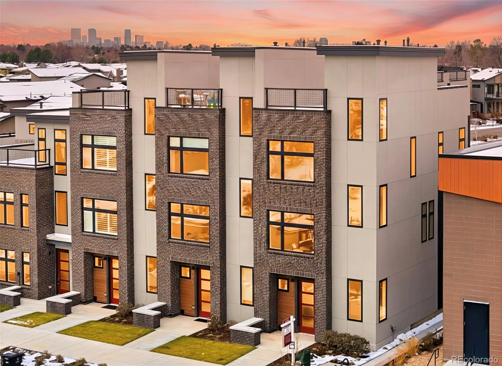 6971 E Lowry Boulevard Denver CO 80230 MLS #REC7109430 06102026172906 1600 1