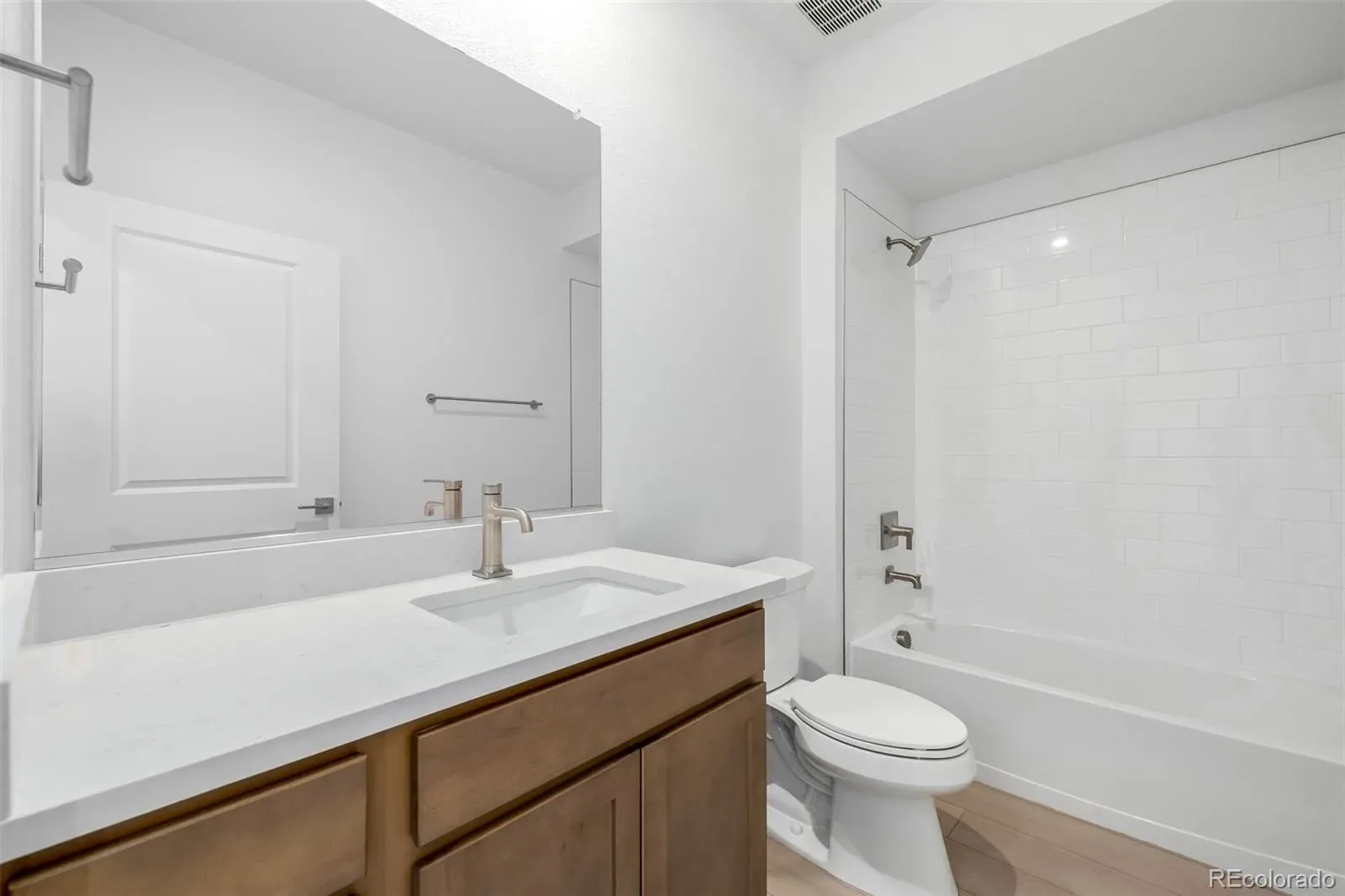 03302026005100 1600 15