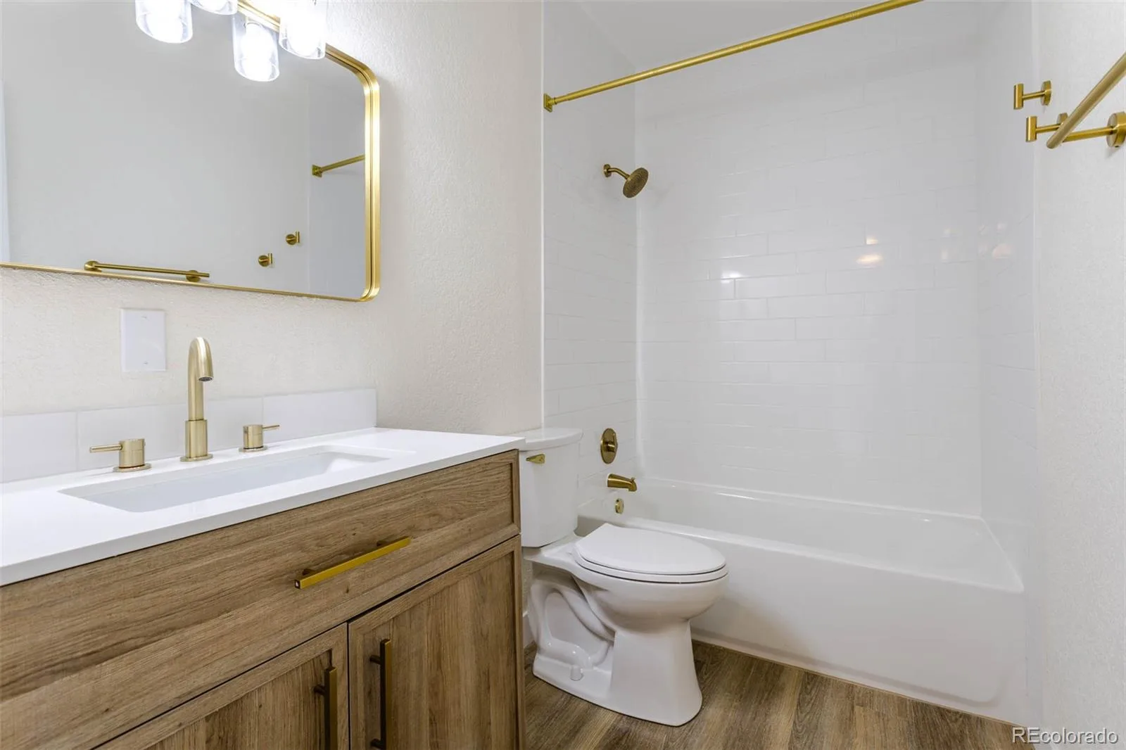 2450 N Ogden Street Denver CO 80205 | MLS #REC7110026 09182026002542 1600 10