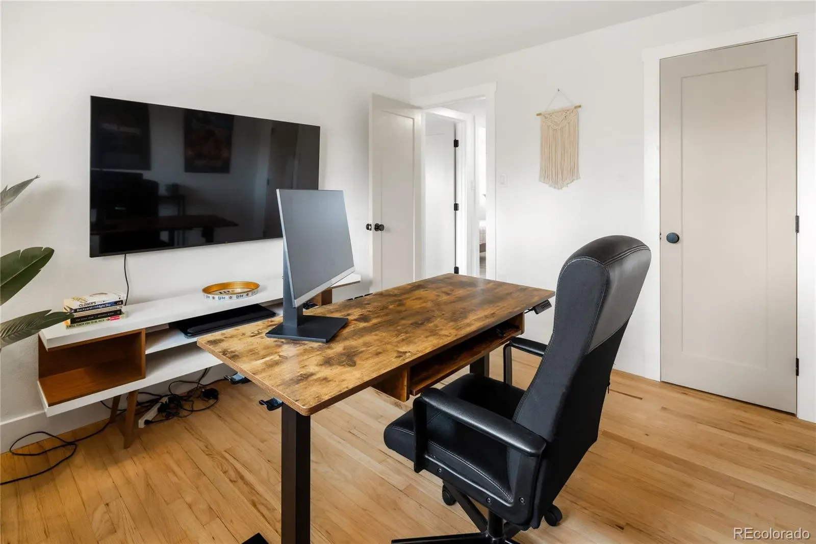 03262026161108 1600 33