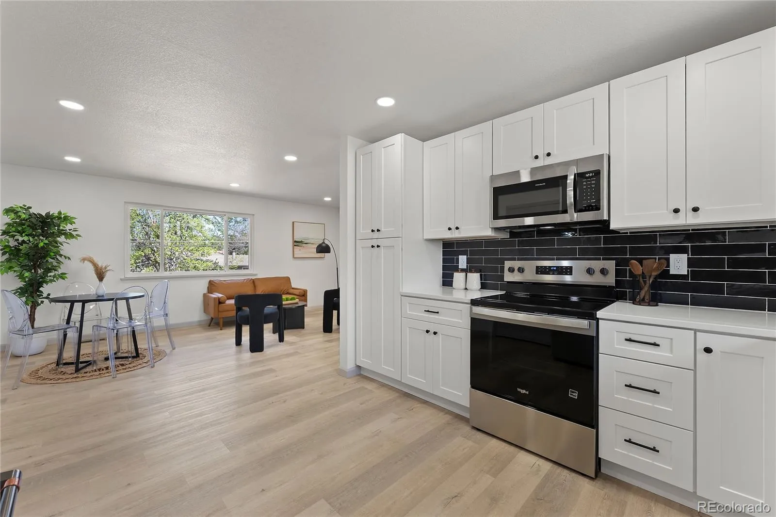 04162026224717 1600 11