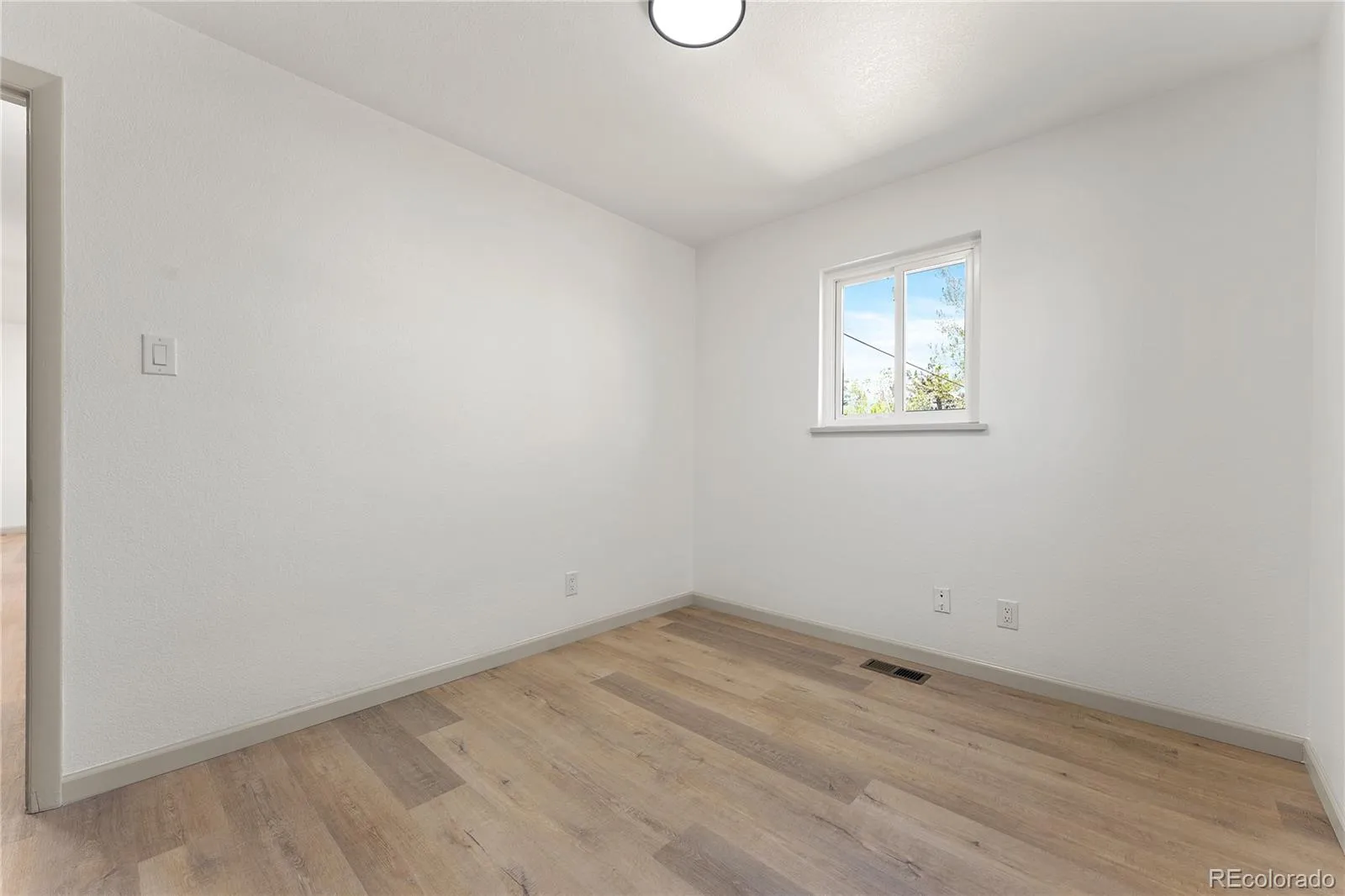 04162026224717 1600 20