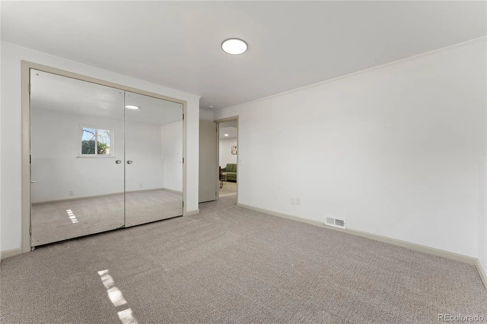 04162026224717 1600 33