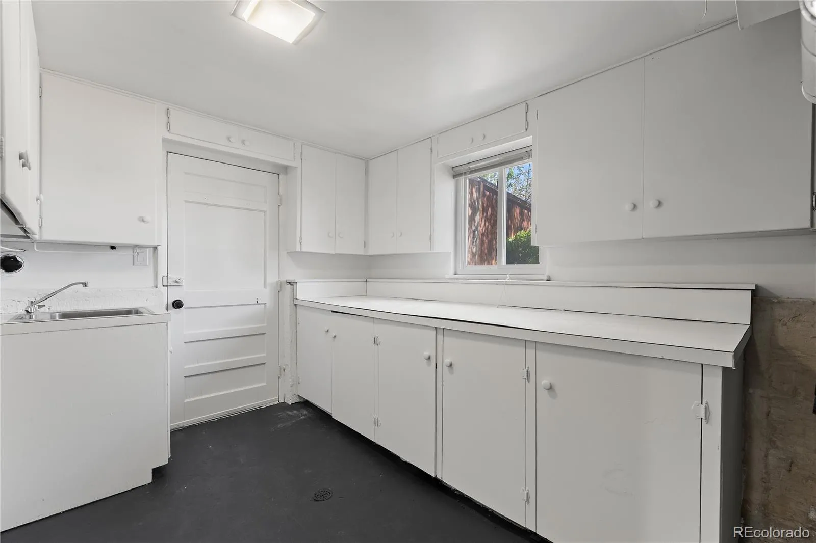 04162026224717 1600 35