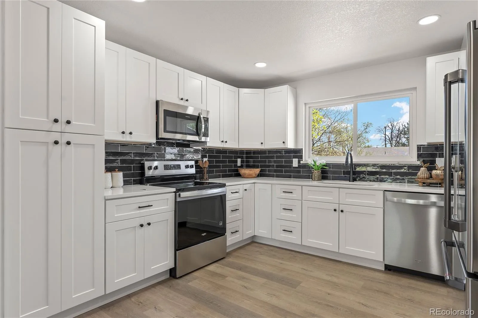 04162026224717 1600 9